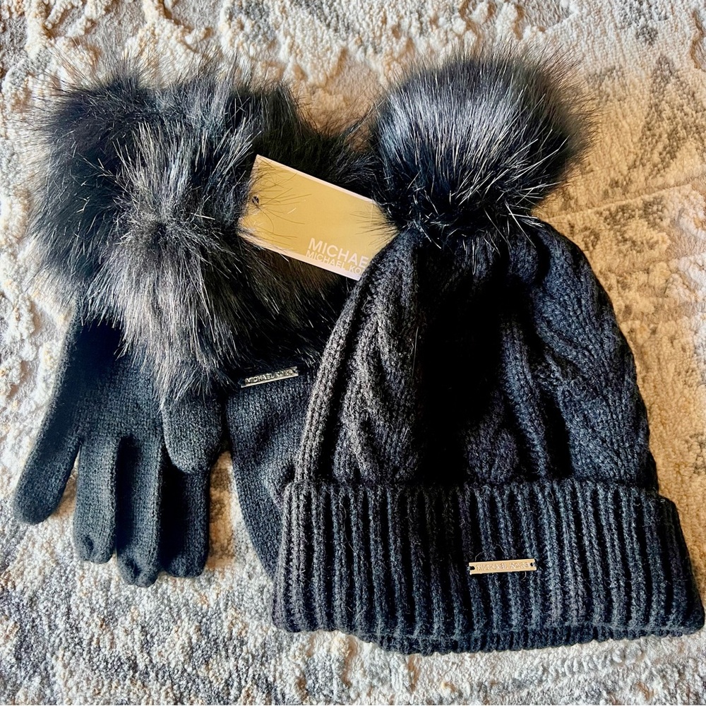 Michael Kors Black Knit Hat and Gloves Set